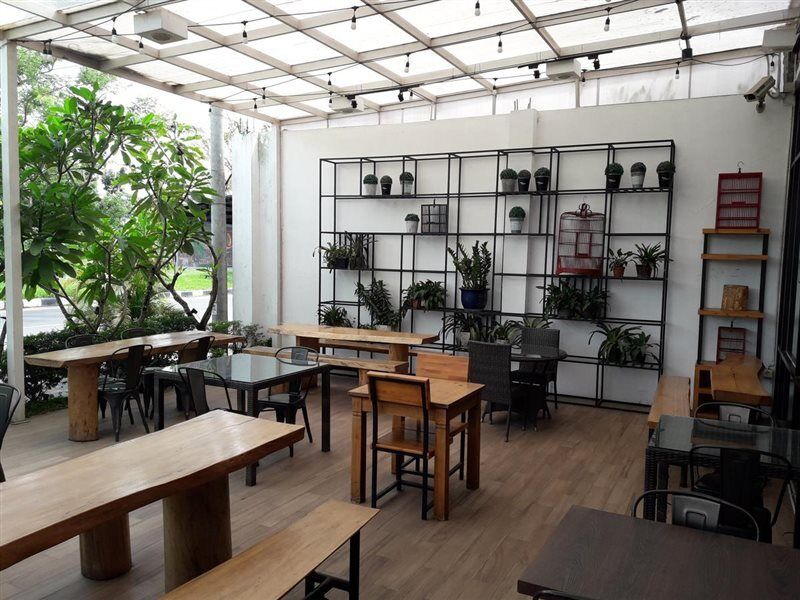 CREW EXPRESS Hotel Lubukpakam Zewnętrze zdjęcie